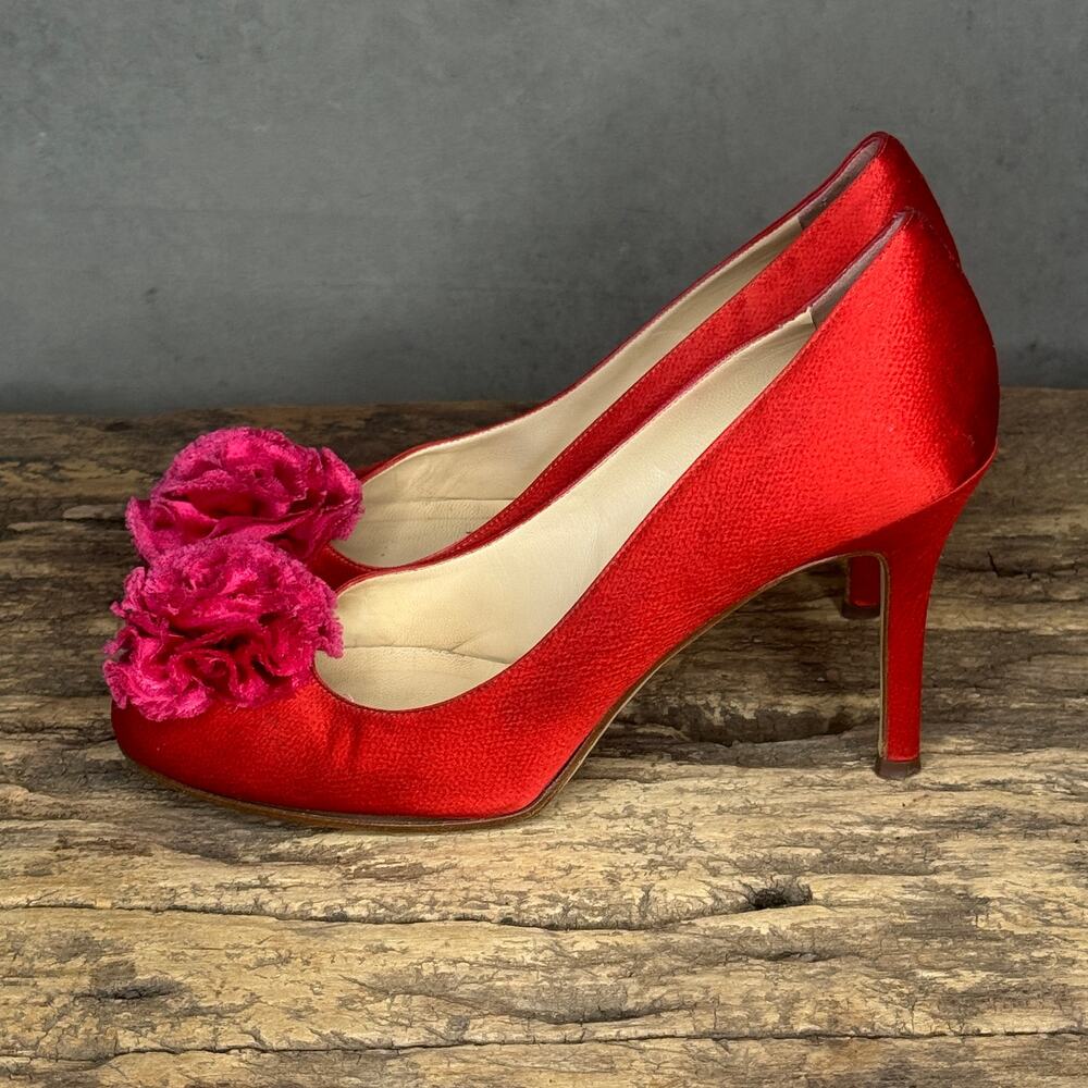 Kate Spade New York Red Satin Rosette Pump Heels Size 7.5 Made in Italy